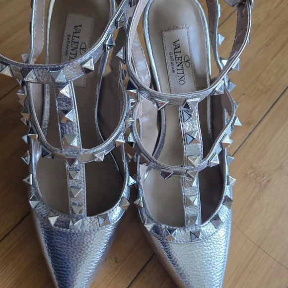 NWOT! Valentino Metallic Studded Heels - Picture 3 of 9